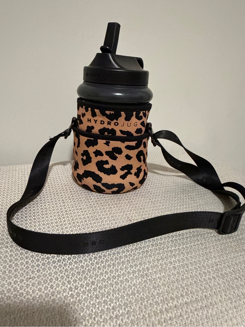 HydroJug 25oz Clear/Blk. Water Bottle w/ Savannah Leopard Sleeve & Strap Bundle